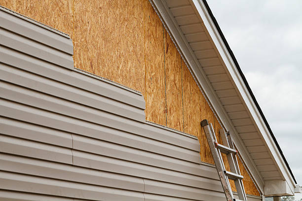 24/7 Emergency Storm Damage Siding Repair experts in Diggs, VA